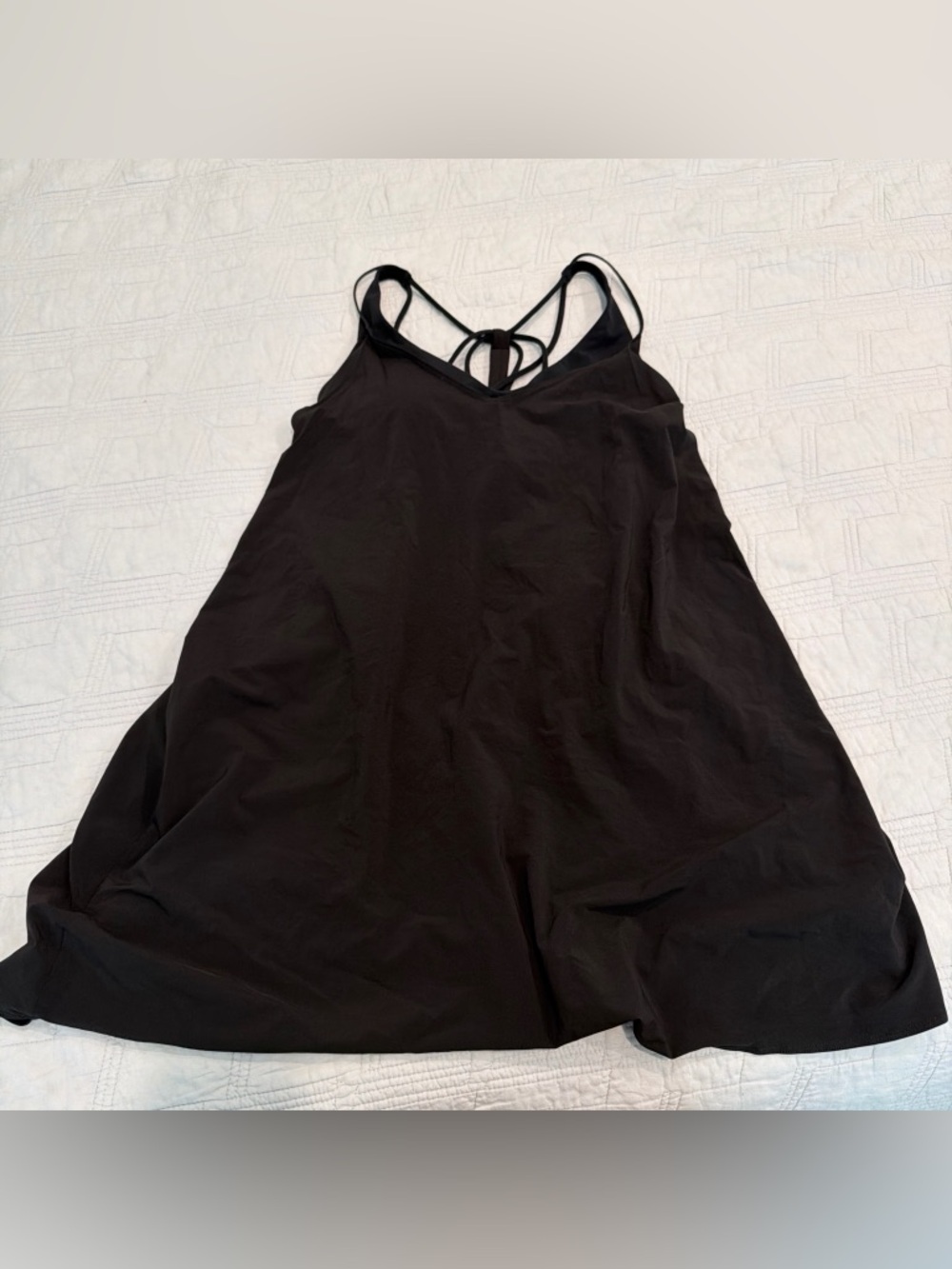 Athleta solace support Black Activewear Top with built in bra
